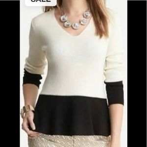 Banana republic ivory and black sweater